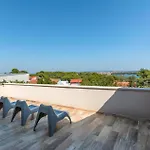 بيت للعطل With Fireplace Iv